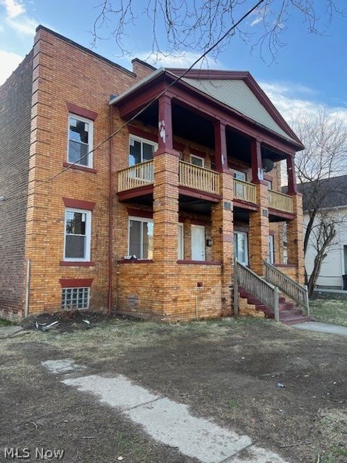 513 E 117 Street, Cleveland, OH, 44108 | Card Image