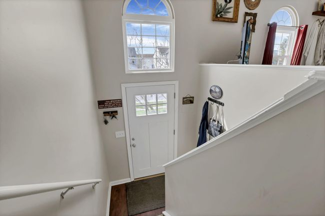 5846 Canal Bridge Dr, House other with 4 bedrooms, 2 bathrooms and null parking in Canal Winchester OH | Image 4