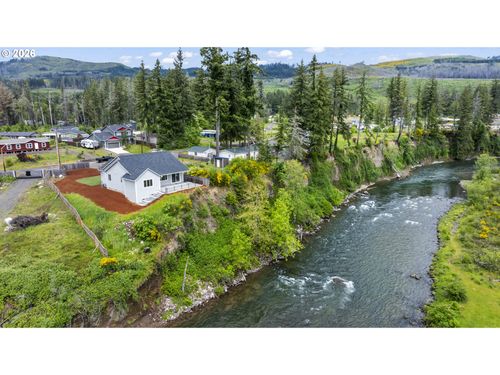 241 Dogwood Dr, Gates, OR, 97346-9317 | Card Image