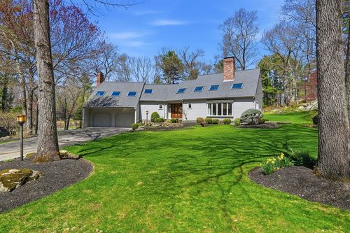 119 Lazell St, Hingham, MA, 02043 | Card Image