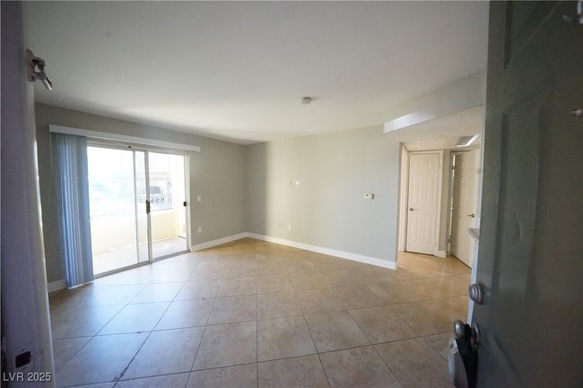 UNIT-411 - 2120 Ramrod Ave, Condo with 1 bedrooms, 1 bathrooms and null parking in Henderson NV | Image 6