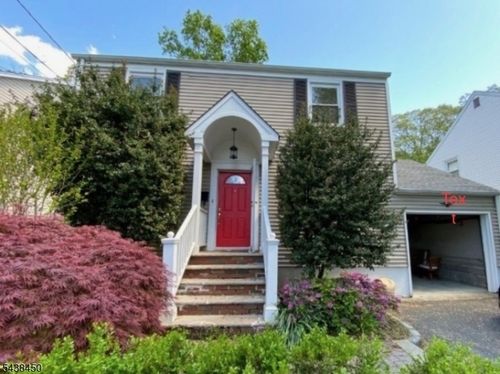 40 Amherst Pl, Livingston, NJ, 07039-3902 | Card Image
