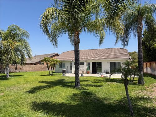2009 Sawgrass Creek Ln, Corona, CA, 92883-0623 | Card Image