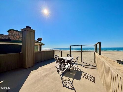 3949 Ocean Dr, Oxnard, CA, 93035-3937 | Card Image