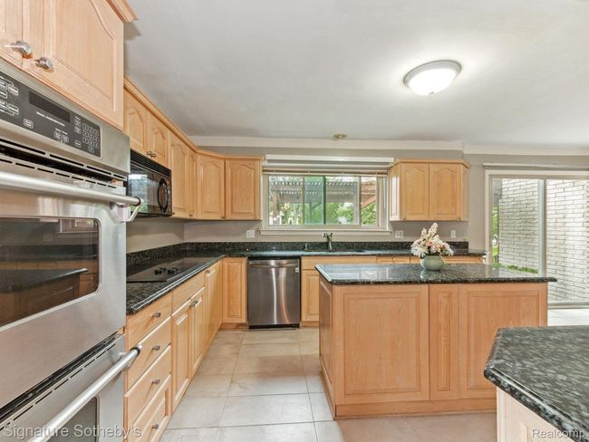 1821 Argosy Ct, House other with 4 bedrooms, 4 bathrooms and null parking in Bloomfield Township MI | Image 6