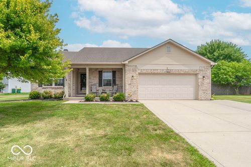 274 Pineview Dr, Mooresville, IN, 46158-2771 | Card Image