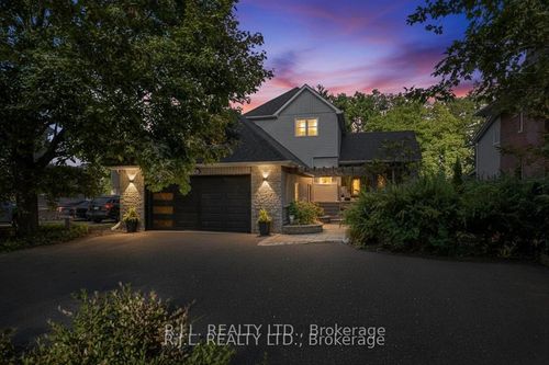 115 Beaver St S, Newcastle, ON, L1B1H3 | Card Image