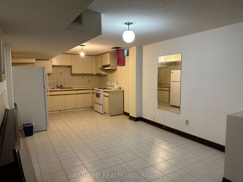 45 Granite St, Woodbridge, ON, L4L5J7 | Card Image