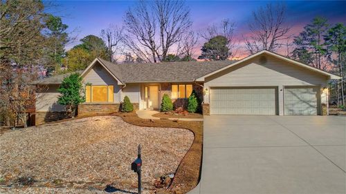 6 Banbury Ln, Bella Vista, AR, 72714-3828 | Card Image