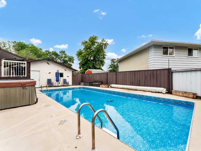 52 Cypress Way Se, House other with 5 bedrooms, 2 bathrooms and 4 parking in Medicine Hat AB | Image 35