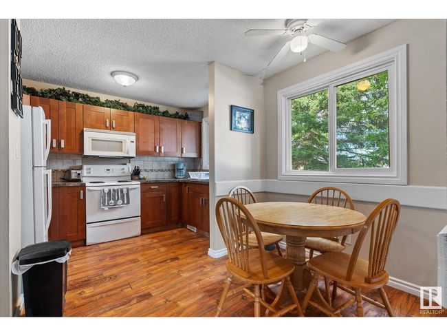 4812 45 Ave, Home with 10 bedrooms, 2 bathrooms and null parking in Evansburg AB | Image 10