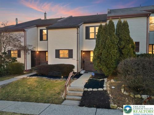 3434 Colonial Ct, ALLENTOWN, PA, 18104-1708 | Card Image