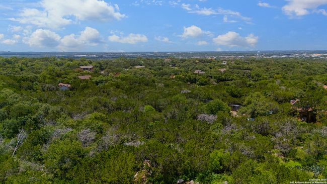 10210 Rafter O Trl, House other with 3 bedrooms, 3 bathrooms and null parking in Helotes TX | Image 35