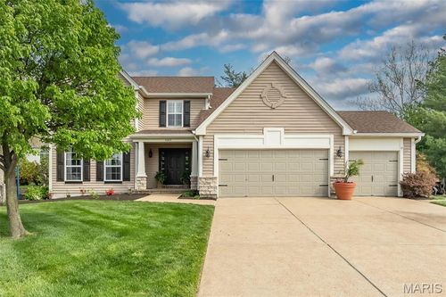 1603 Waldens Meadow Ct, Ellisville, MO, 63011-4734 | Card Image