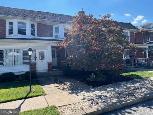 1234 Brooke Blvd, READING, PA, 19607-1660 | Card Image
