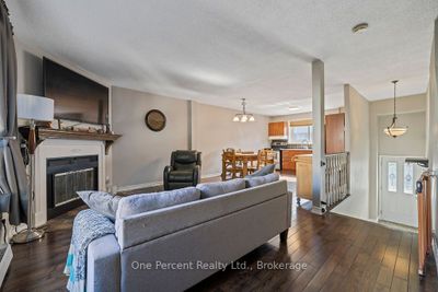 10 - 51 Caroga Crt, Condo with 3 bedrooms, 2 bathrooms and 2 parking in Hamilton ON | Image 1