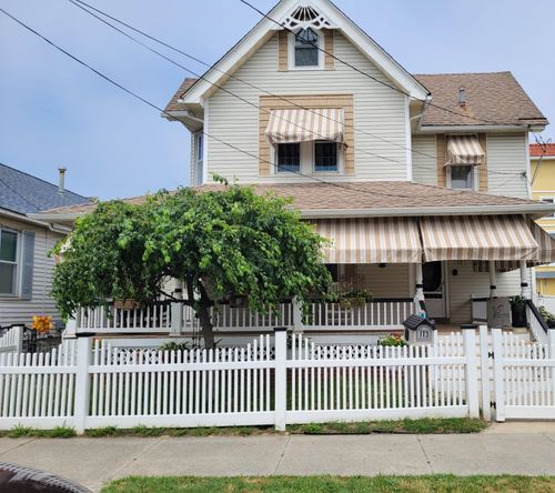113 W Walnut Ave, North Wildwood, NJ, 08260-3137 | Card Image