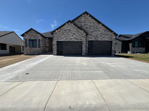 2540 Bleu Cir, Casper, WY, 82609-3899 | Card Image