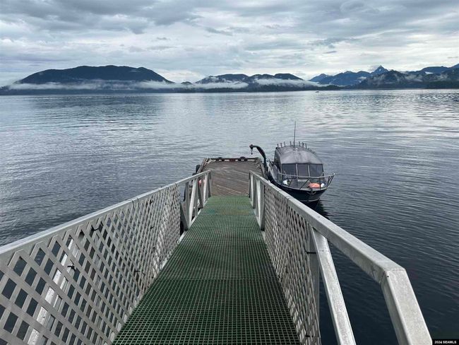 L13 B1 Middle Island, House other with 2 bedrooms, 2 bathrooms and null parking in Sitka AK | Image 18