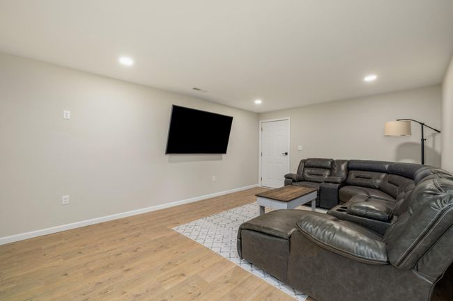 #21 Family Room2.jpg | Image 21
