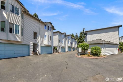 4-10 E Casino Rd, Everett, WA, 98208-2630 | Card Image