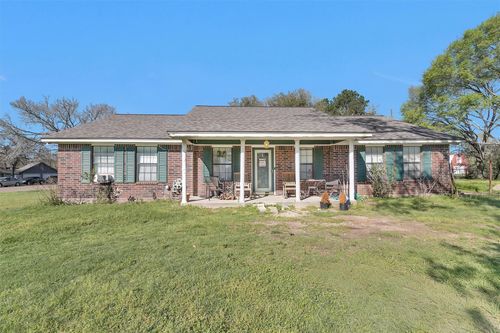 10408 Glennswood Dr, Navasota, TX, 77868-6300 | Card Image