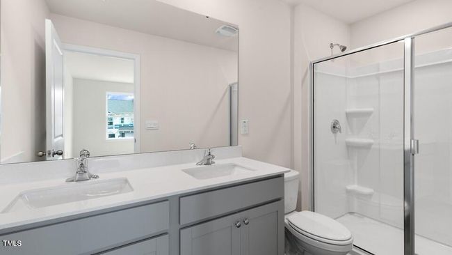 Altamont Bathroom 13 | Image 17