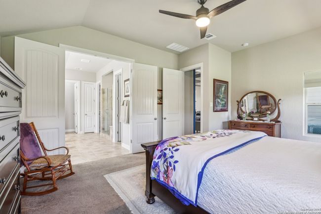 1047 Daylan Hts, House other with 4 bedrooms, 3 bathrooms and null parking in Schertz TX | Image 39