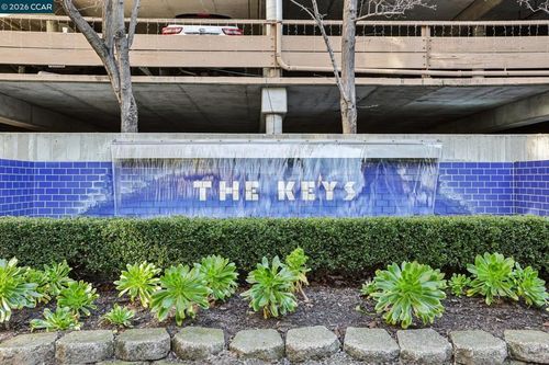 205-310 N Civic Dr, Walnut Creek, CA, 94596-3605 | Card Image