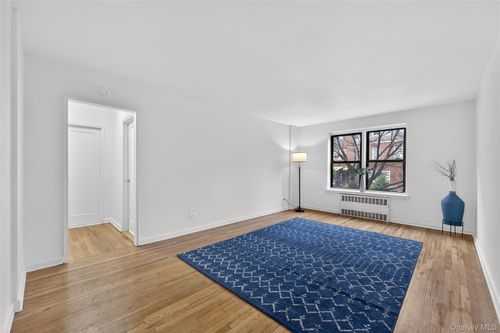 1d-37-20 87th Street, New York, NY, 11372 | Card Image