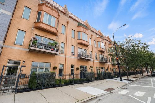 1-1911 S State St, Chicago, IL, 60616-2941 | Card Image