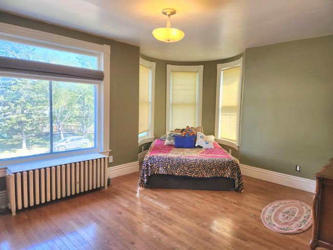 2nd floor bedroom | Image 27