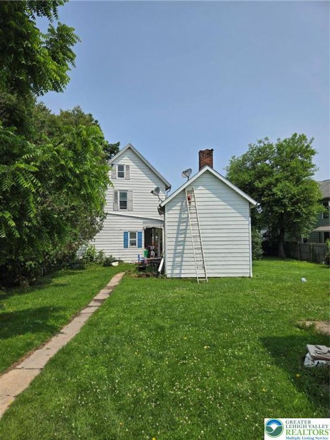 2018 Hanover Ave, House other with 4 bedrooms, 2 bathrooms and null parking in Allentown PA | Image 38