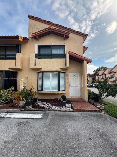 10048 Sw 77th Ct, Miami, FL, 33156-2650 | Card Image