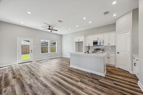 4211 Faulkner St, Houston, TX, 77021-4884 | Card Image