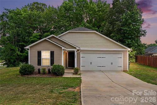 1804 Woodbridge Dr, Salisbury, NC, 28146-0424 | Card Image