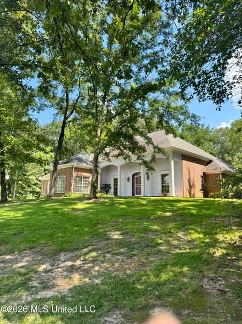 1521 Lake Mimosa Dr, Raymond, MS, 39154-8717 | Card Image