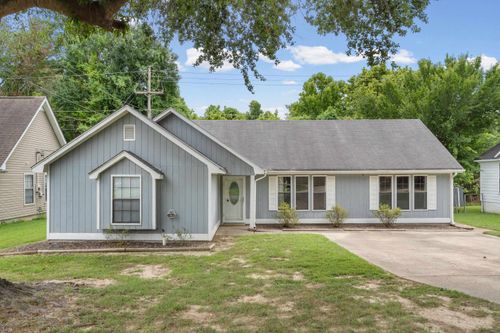 7802 Tumbling Creek Dr, Millington, TN, 38053 | Card Image
