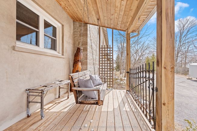 3958 Harrowsmith Rd, House other with 4 bedrooms, 3 bathrooms and 10 parking in Harrowsmith ON | Image 9