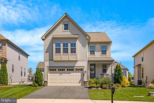 42526 Oxford Forest Cir, CHANTILLY, VA, 20152-5970 | Card Image
