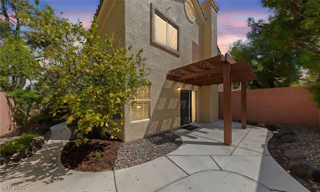 9409 Kayla Ct, House other with 4 bedrooms, 3 bathrooms and null parking in Las Vegas NV | Image 7