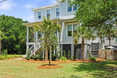 2200 Hartnett Blvd, Isle of Palms, SC, 29451-2338 | Card Image