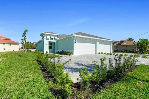 1105 Se 38th St, Cape Coral, FL, 33904-7948 | Card Image