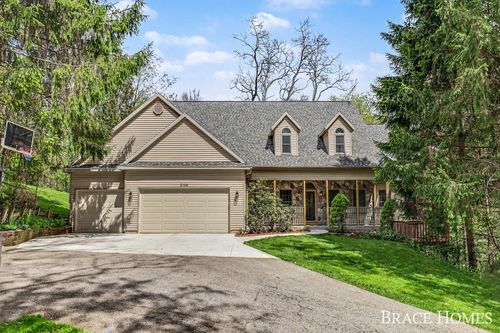 2155 Timber Valley Drive Ne, Grand Rapids, MI, 49525 | Card Image