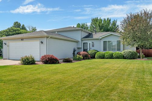 512 Creekside Cir, Minooka, IL, 60447-9807 | Card Image