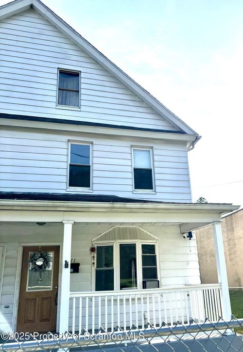 1911 Luzerne St, Scranton, PA, 18504-2349 | Card Image