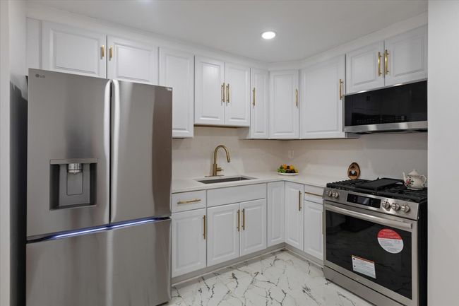 APT-1E - 8916 Kenneth Dr, Condo with 1 bedrooms, 1 bathrooms and null parking in Des Plaines IL | Image 9