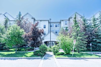 111 - 2000 Applevillage Crt Se, Condo with 2 bedrooms, 2 bathrooms and 1 parking in Calgary AB | Image 1