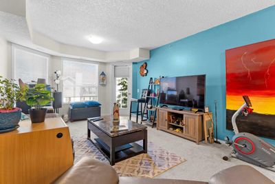 2327 - 1818 Simcoe Blvd Sw, Condo with 2 bedrooms, 2 bathrooms and 1 parking in Calgary AB | Image 2