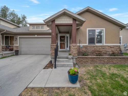 135 E Station St, Sandy, UT, 84070-0205 | Card Image